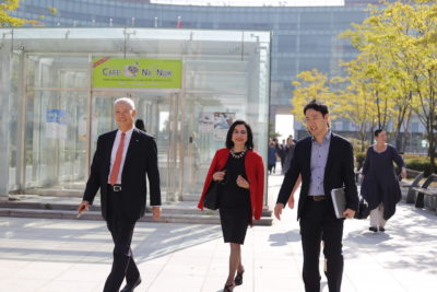 FIT president and administrators touring FIT at SUNY Korea
