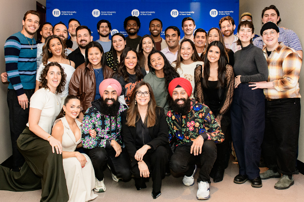 Elisa Doganieri and several contestants from seasons of the Amazing Race